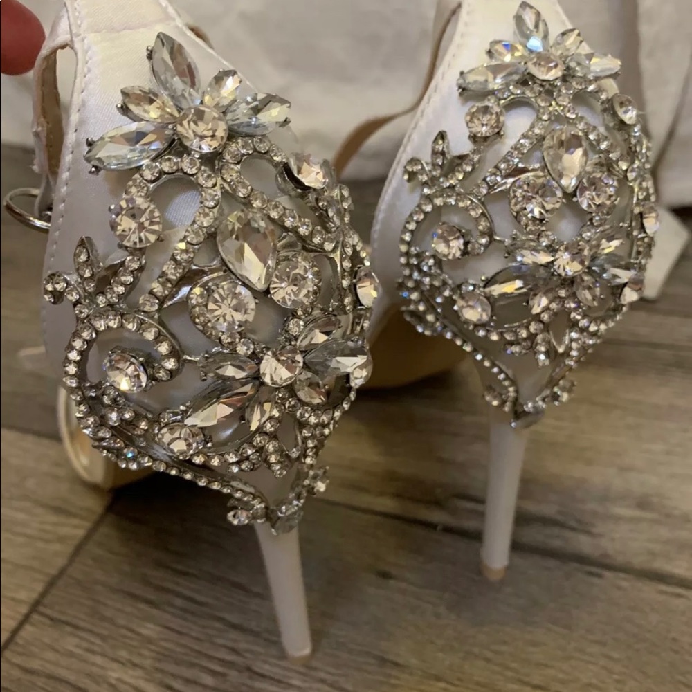 Badgley Mischka Woman’s Shoes